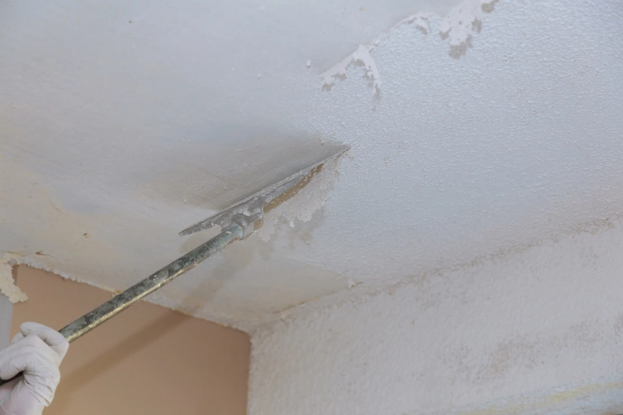 Choosing The Right Contractor For Ceiling Removal in Lawton, OK